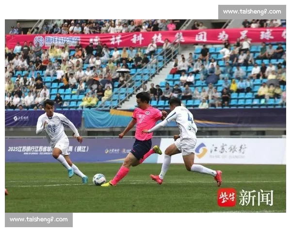 苏超昆山赛场激战落幕，10 分钟直达阳澄湖追风逐光品湖鲜